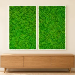 Set de două panouri verticale cu licheni verzi și rame albe, 100x80 cm, vedere pe perete