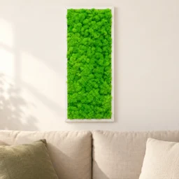 Tablou vertical cu licheni verde deschis și ramă albă, 70x30 cm, montat pe perete