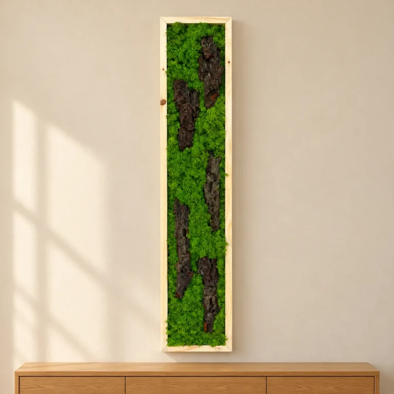 Panou vertical cu licheni verzi și cinci bucăți de scoarță, ramă lemn natur, 100x20 cm, vedere pe perete