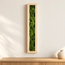Tablou vertical cu licheni verzi în ramă adâncă din pin natur 100×15 cm – decor pe perete